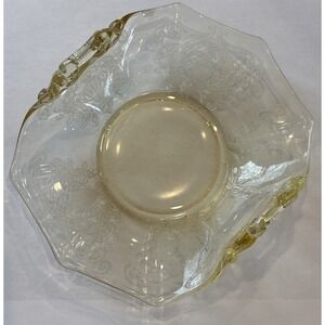 Fostoria Versailles Topaz Yellow Depression Glass Handled Bonbon 7" Plate
